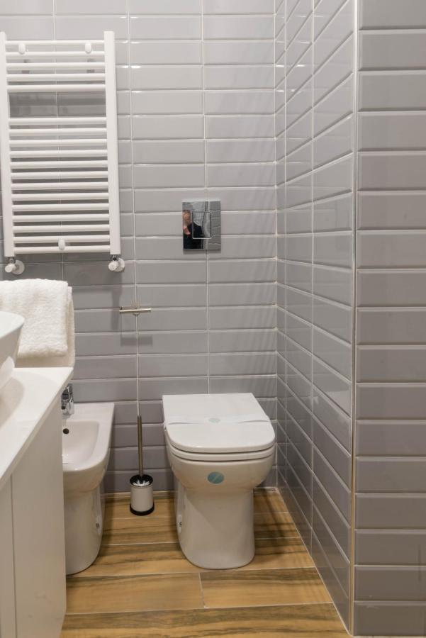 B.Bunker Hotel San Nicola La Strada ภายนอก รูปภาพ